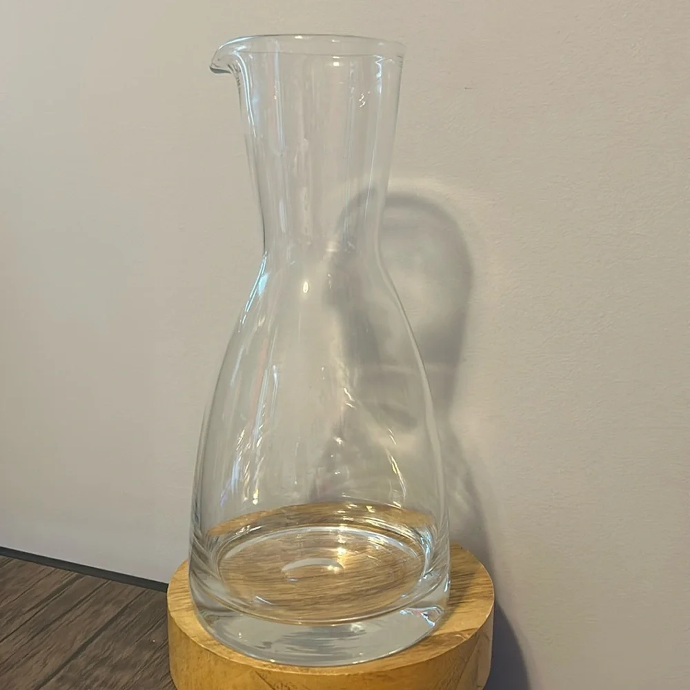 Clear 10.5” Carafe - Picture 1 of 8